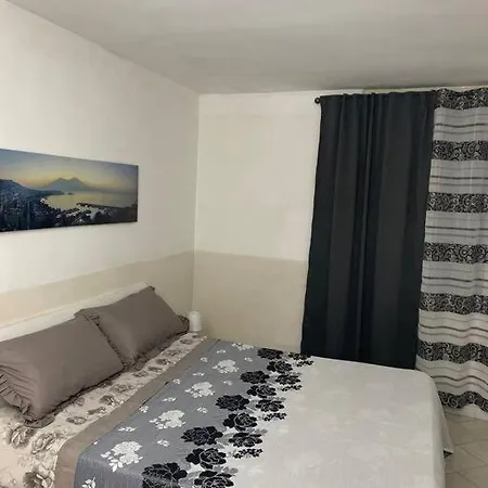La Casa Di Elena - Casa Vacanze Centro